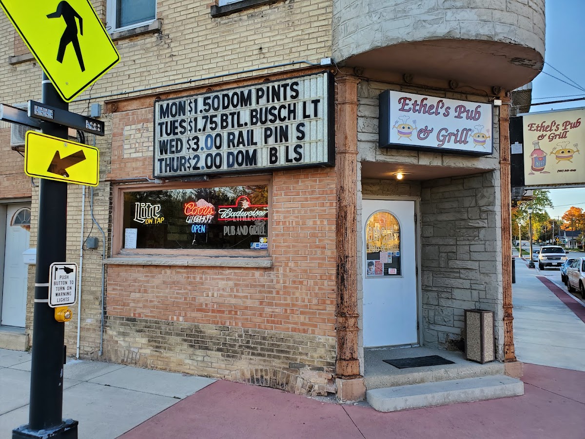 Ethel's Pub & Grill